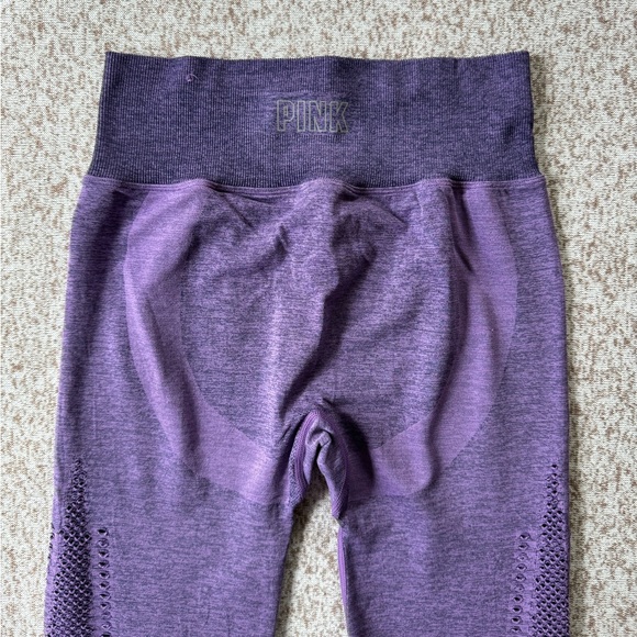 5/$25 PINK Purple Seamless Contour Leggings - Picture 3 of 4